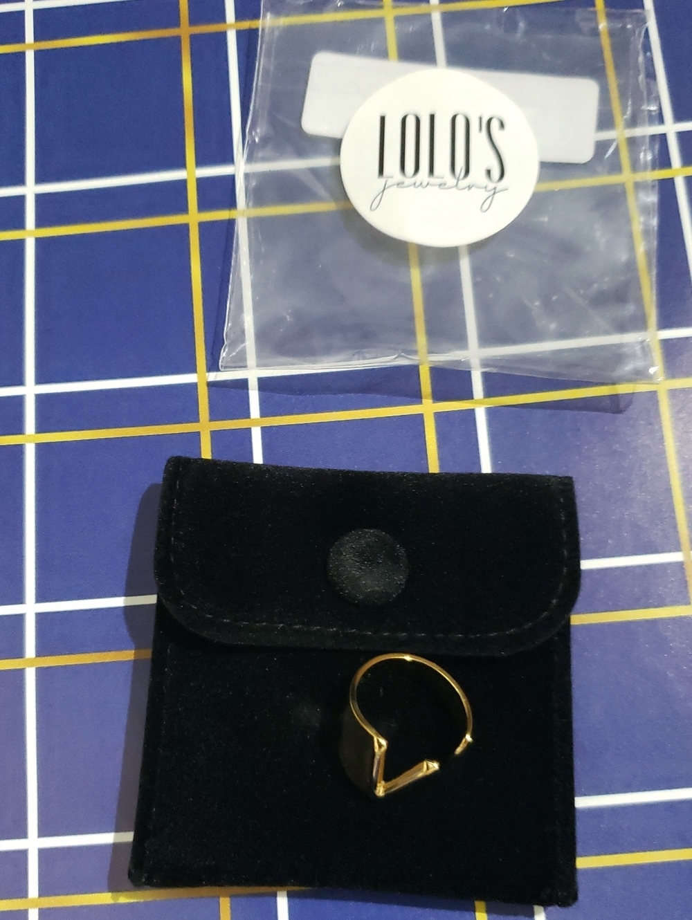 NWT- Letter V Gold Accent Ring